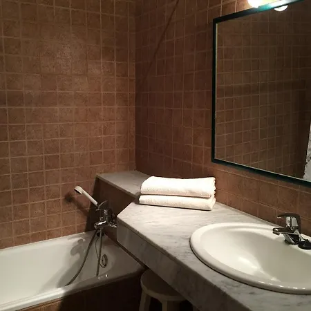 Yucca Park 3*