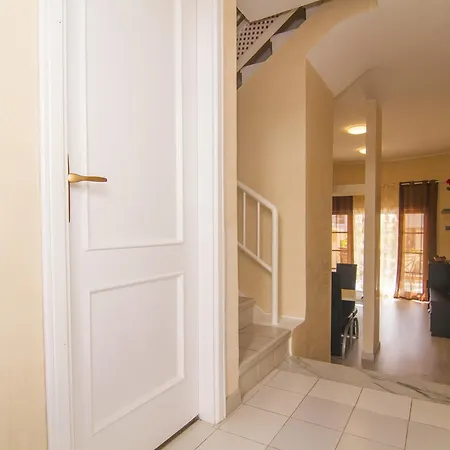 Hotel apartamentowy Yucca Park 3*